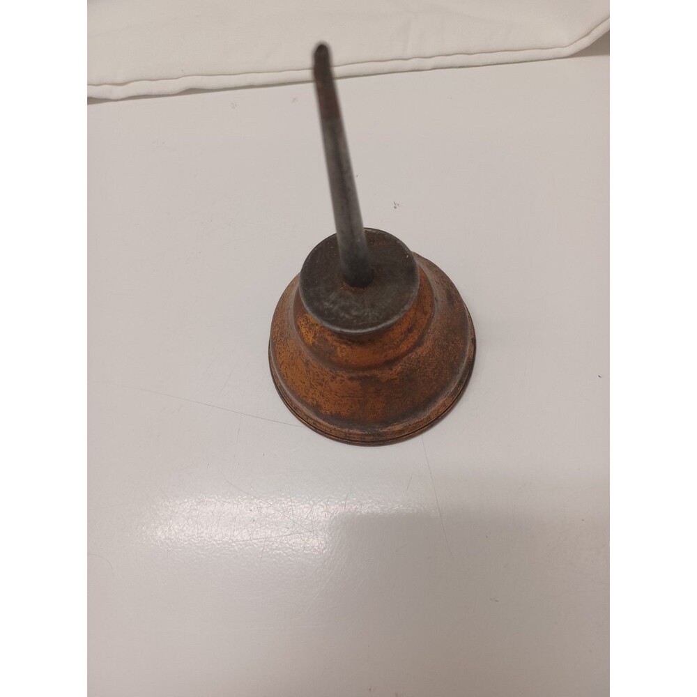 Vintage Eagle Oil Can Thumb Pump Oiler Tin Rounded Copper Base